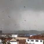 Tornado deja al menos cinco muertos y 83 heridos en China