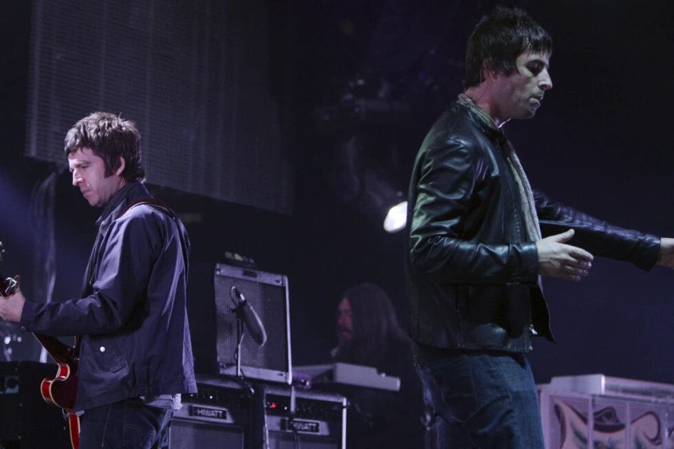 Los hermanos Gallagher confirma el regreso de Oasis tras 15 años de ausencia