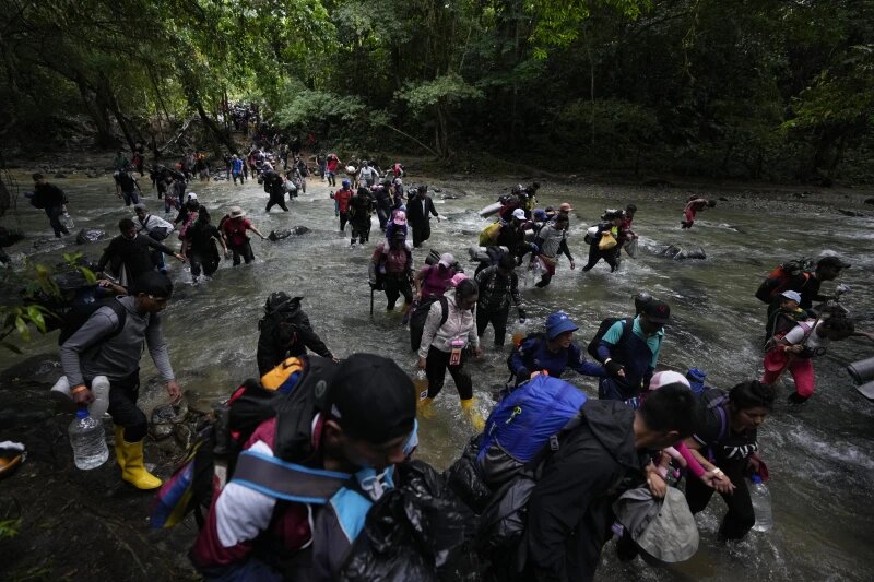 Países temen una ola de migrantes tras la crisis postelectoral en Venezuela