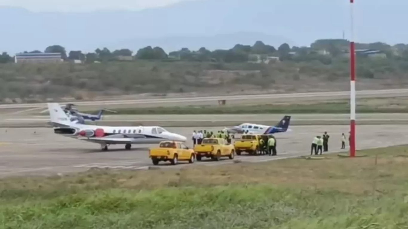 Colombia confirma que pasajeros del avión que aterrizó de emergencia en Cúcuta eran de la Guardia de Honor Presidencial de Venezuela