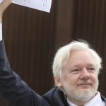 Julian Assange dice que se declaró “culpable de periodismo” para recuperar la libertad