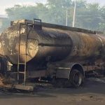 Al menos 90 personas murieron y 50 resultaron heridas tras la explosión de un camión cisterna de gasolina en Nigeria, según la policía