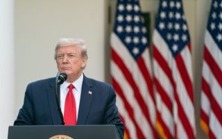 Trump expresa su apoyo al programa de visas para trabajadores extranjeros