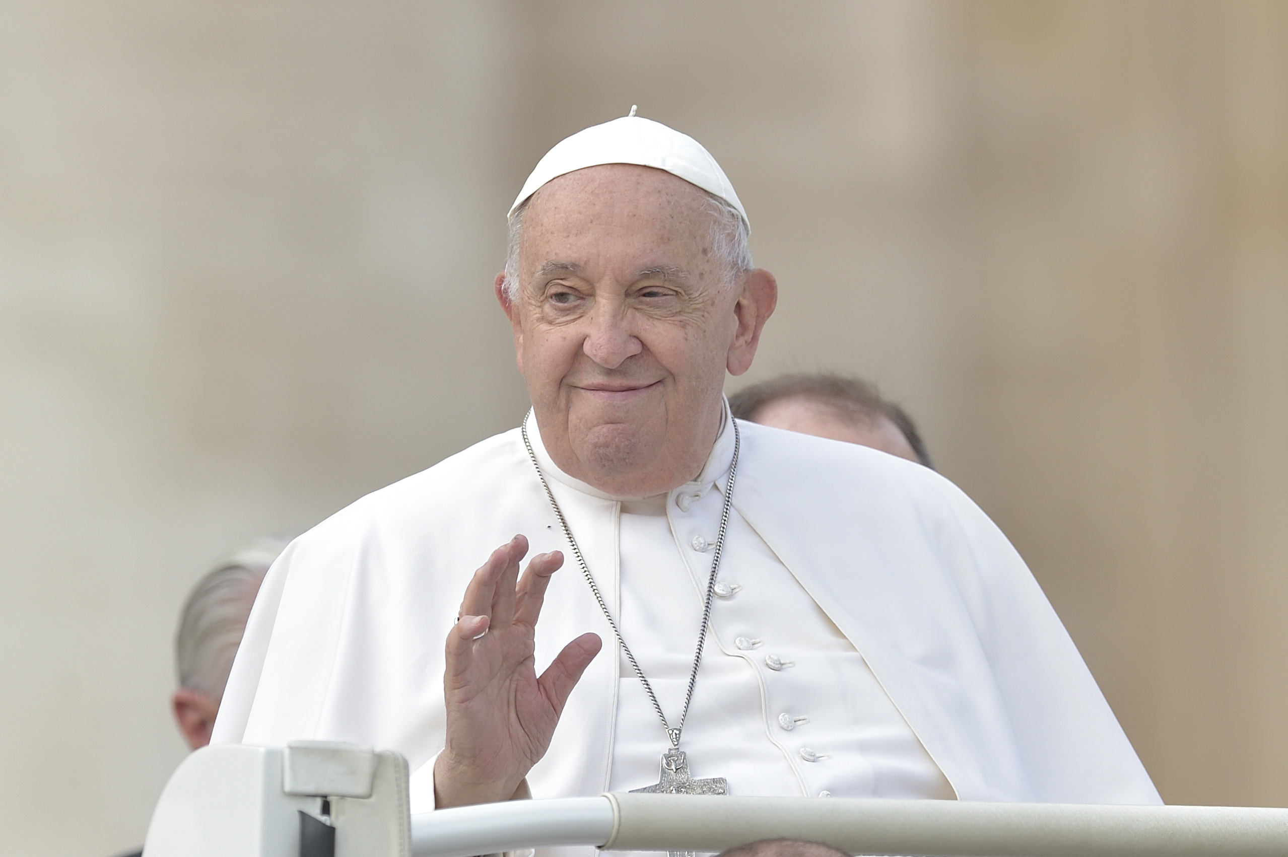 Líderes y personalidades mundiales lamentan el fallecimiento del papa Francisco