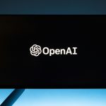 OpenAI planea lanzar un agente de IA que escriba código o reserve viajes como si se tratase de un humano