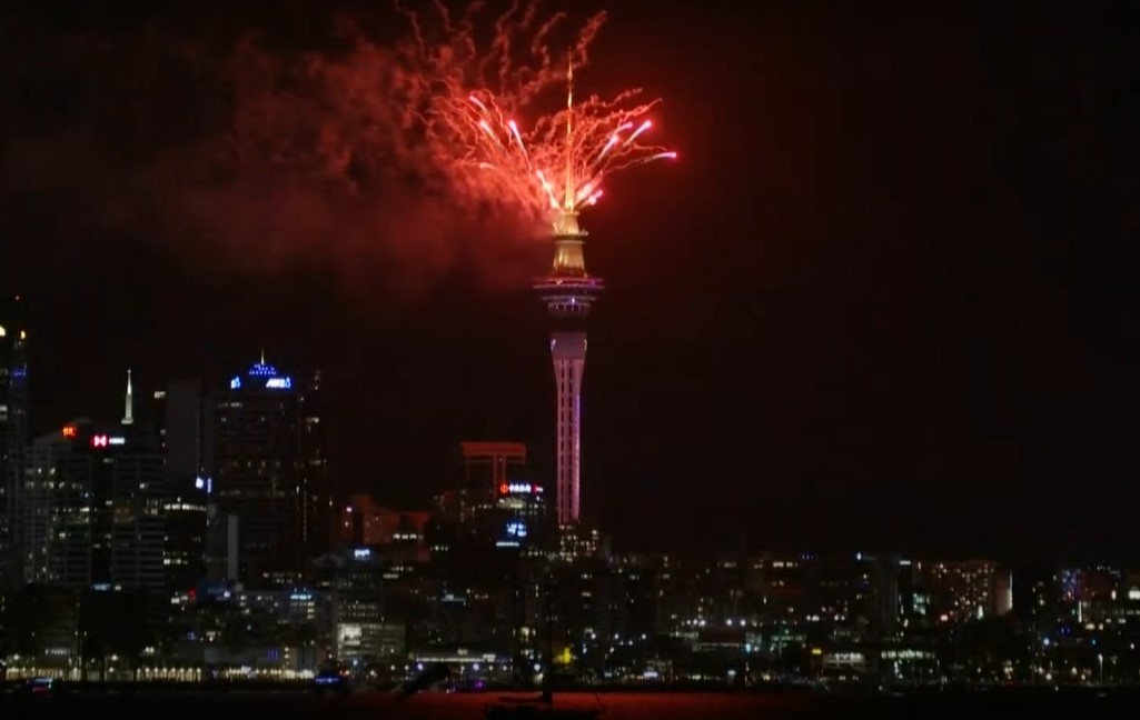 Nueva Zelanda y Australia recibieron el 2025 con show de fuegos artificiales