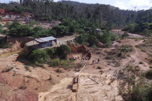 Minero murió tras quedar tapiado por un alud de tierra en Bolívar