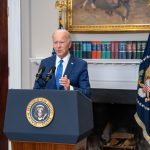 Biden concede indultos preventivos para altos cargos amenazados por Trump