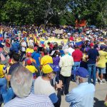 Barquisimetanos se concentran pacíficamente en la plaza Los Ilustres, atendiendo llamado de María Corina Machado