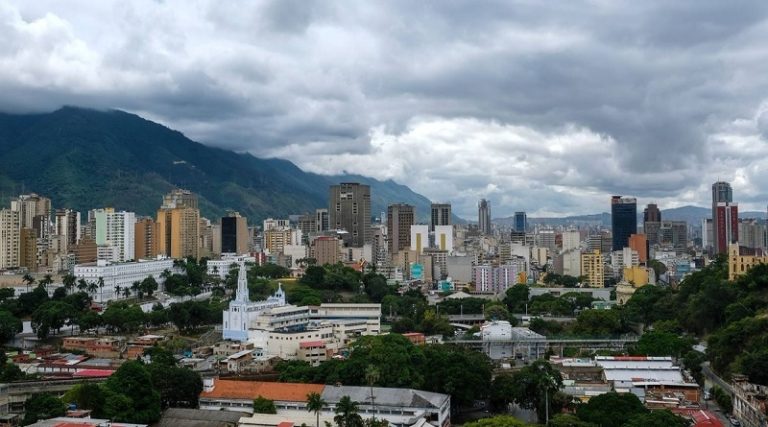 Inameh prevé un cielo parcialmente nublado en buena parte del país