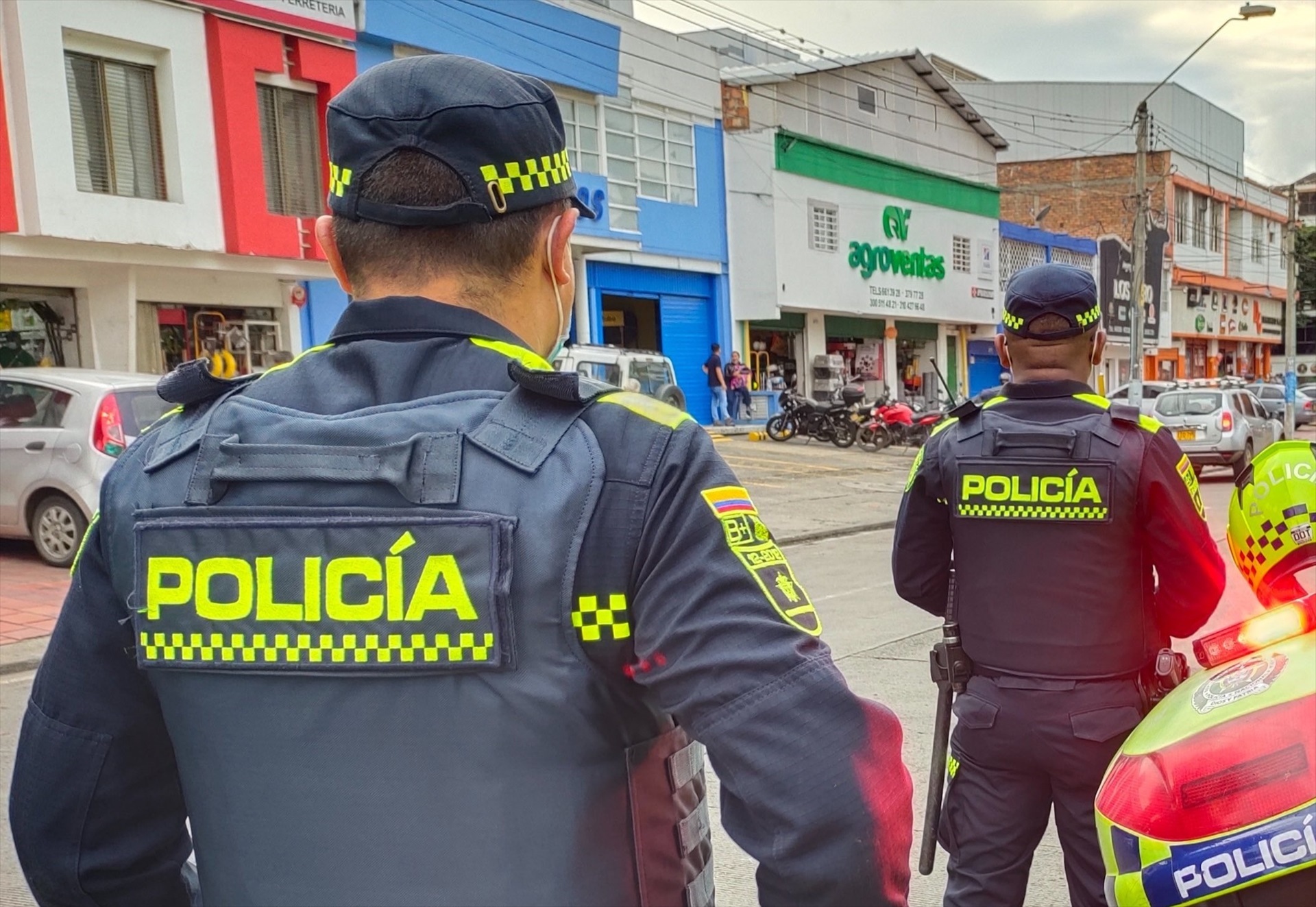 Al menos nueve heridos y 28 policías retenidos en enfrentamientos en Colombia