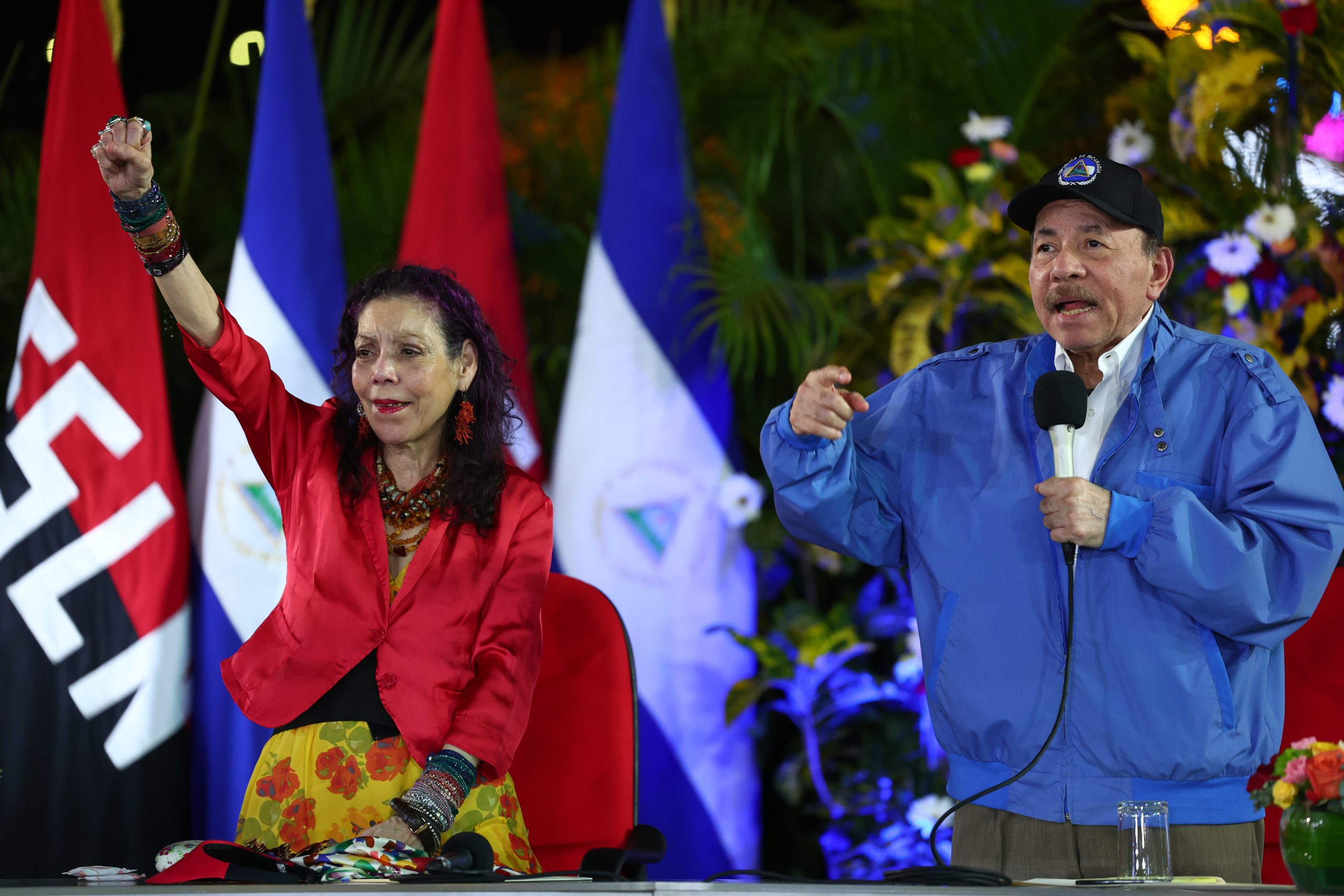 Rosario Murillo se convierte en la nueva jefa del Ejército de Nicaragua como "copresidenta" del país