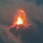 El Volcán del Fuego despierta en Guatemala con una potente erupción