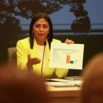 Delcy Rodríguez acusa a la petrolera ExxonMobil de planear asesinatos contra dirigentes venezolanos