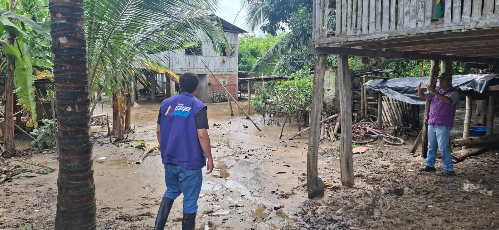 Ecuador declara el estado de emergencia en Manabí por el temporal que ha dejado al menos cuatro muertos