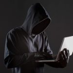 Ciberdelincuentes pagan publicidad para engañar a usuarios en Venezuela, alerta especialista