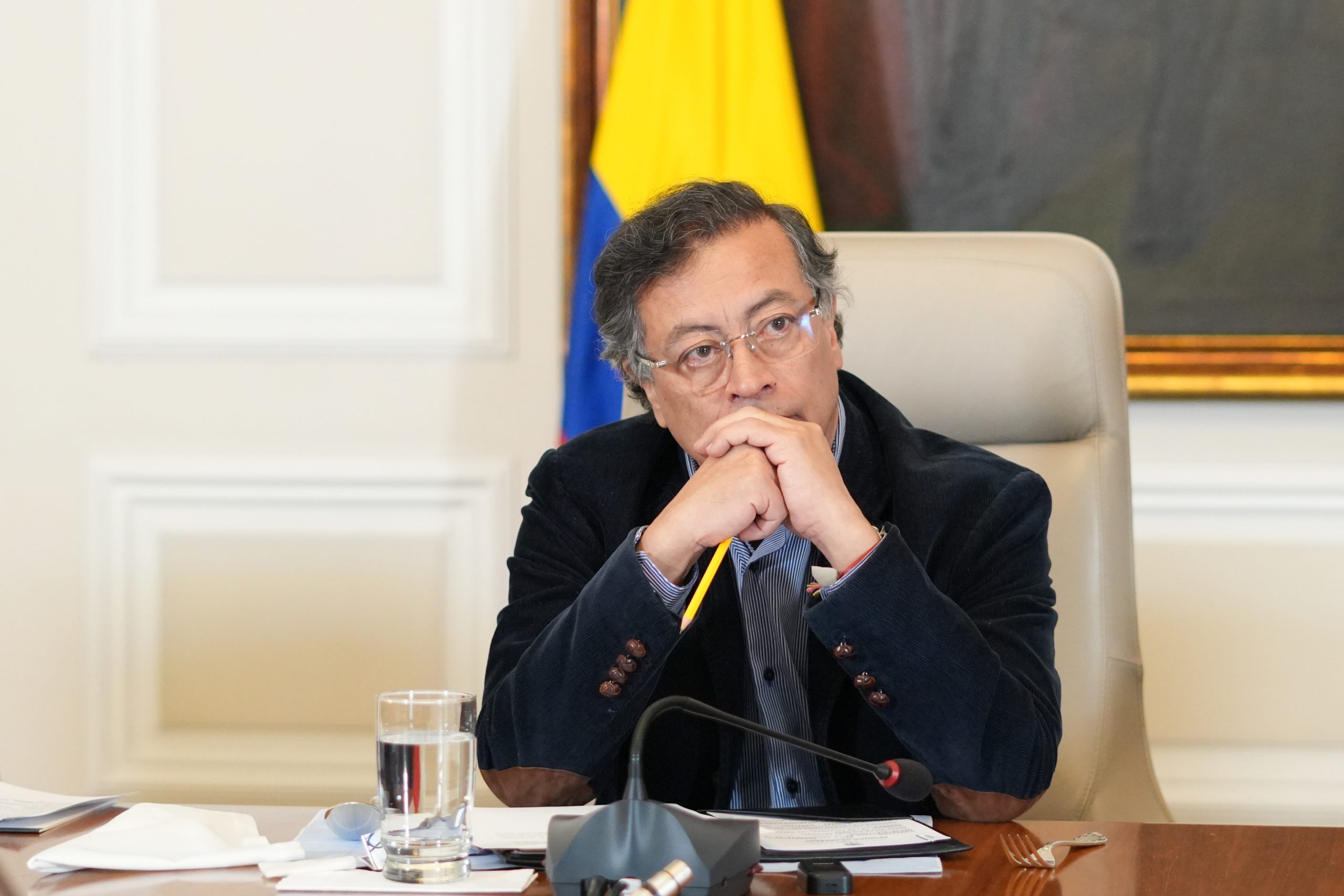 Petro ordena vacunar a toda la población frente a la fiebre amarilla antes de dos meses