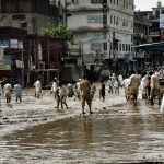 Lluvias torrenciales dejan al menos 18 muertos y más de 100 heridos en Pakistán